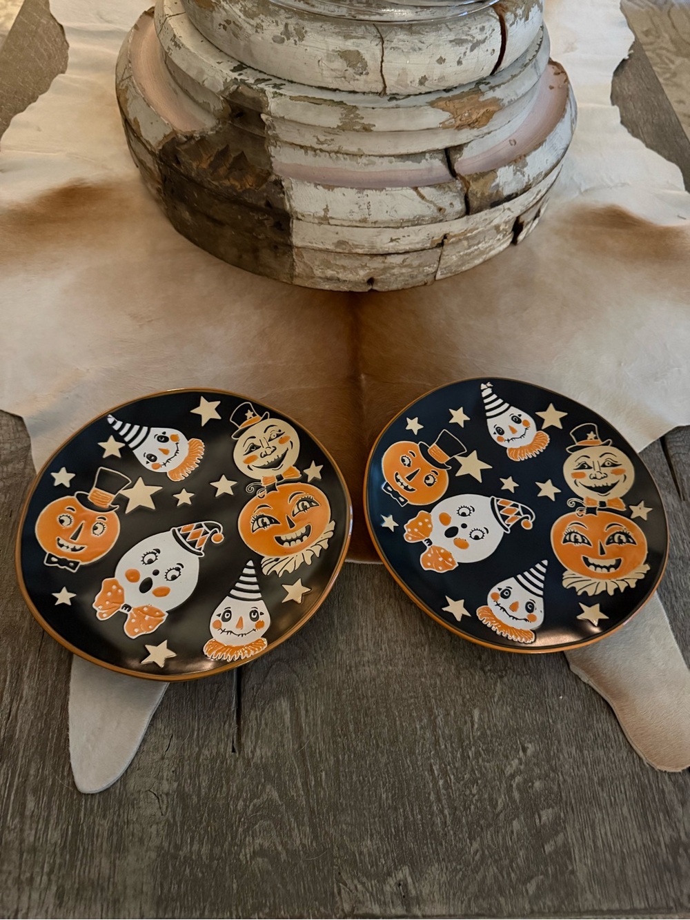 Brand NWT Halloween Handmade Ceramic Decorative Plates - Black Orange (Set of 2)
